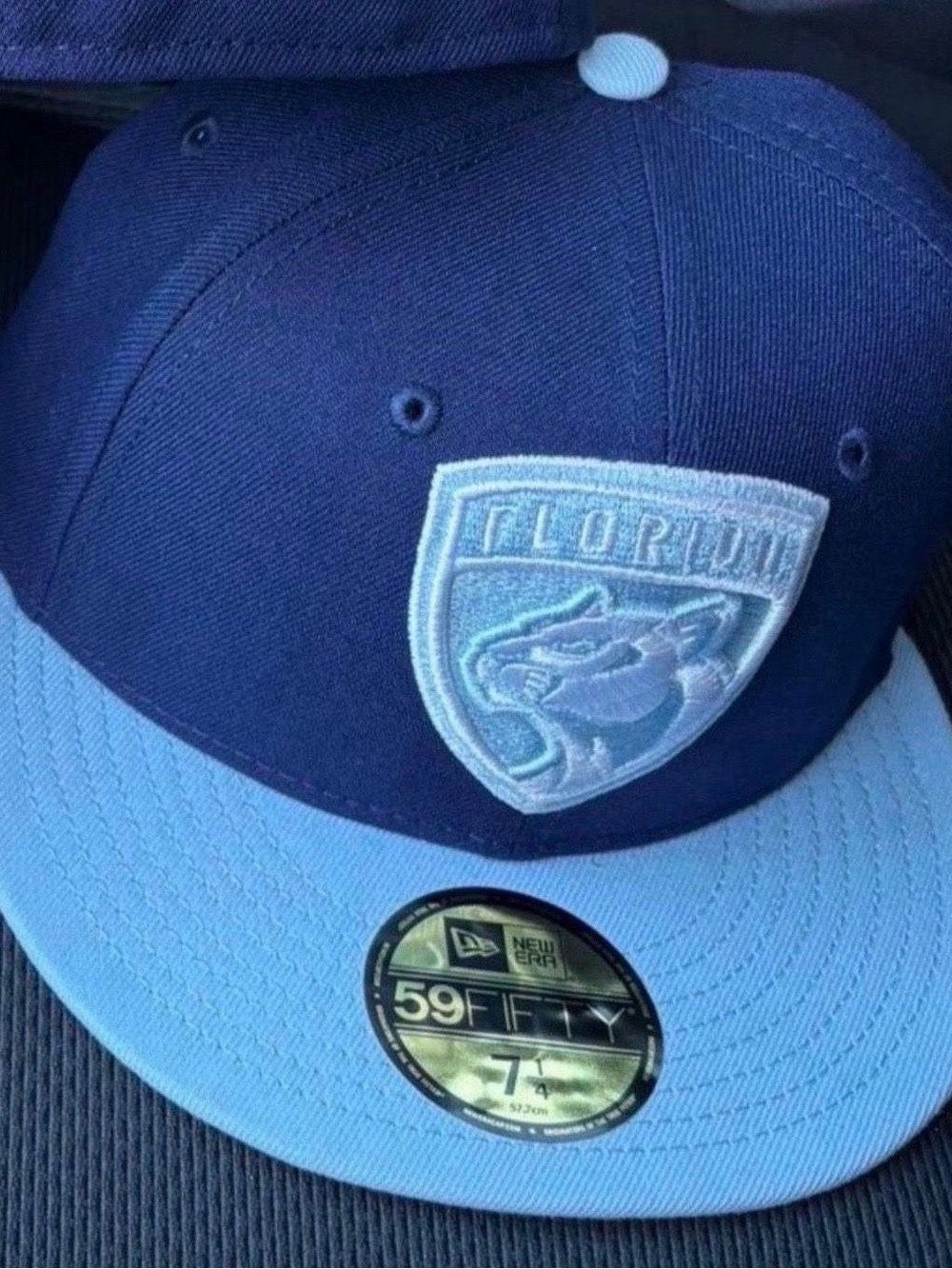 New Era Florida Panthers Fitted Cap - Dark Blue & Light Blue